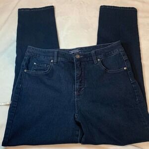Bandolino Lydia Ladies Indigo Blue Jeans. NWOT. Size 12. Standard 5-pockets